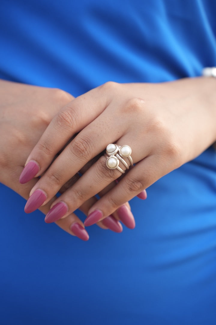 Elysian Pearl Glow Ring