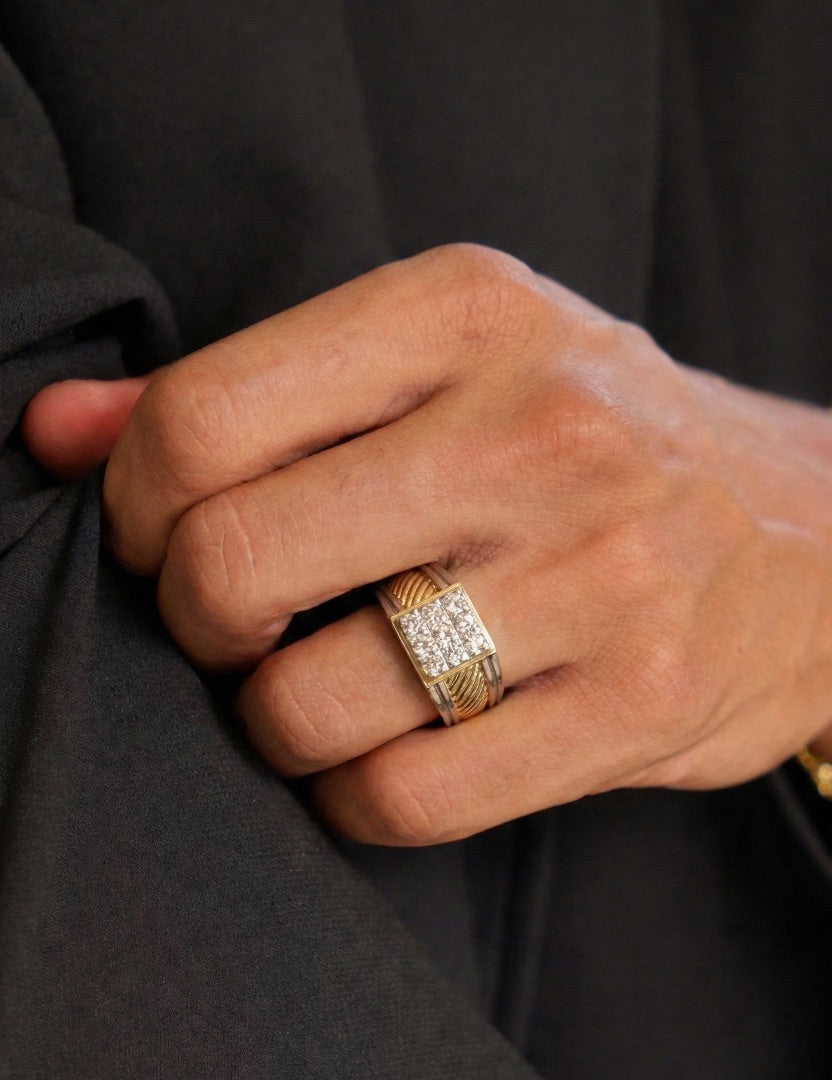 Fluted Quad Diamond Ring